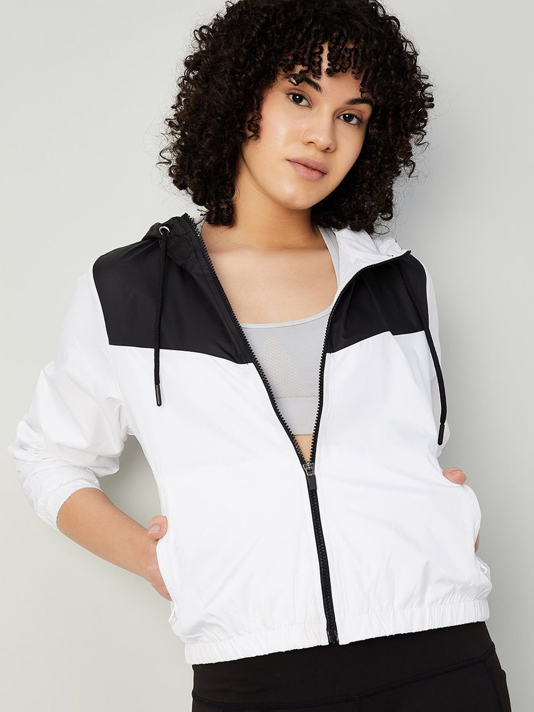 

Kappa Women Colourblocked Crop Sporty Jacket, White