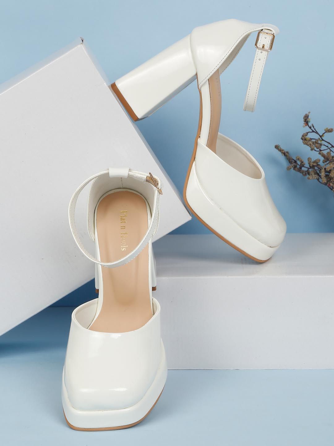 

Flat n Heels Textured Block with, White