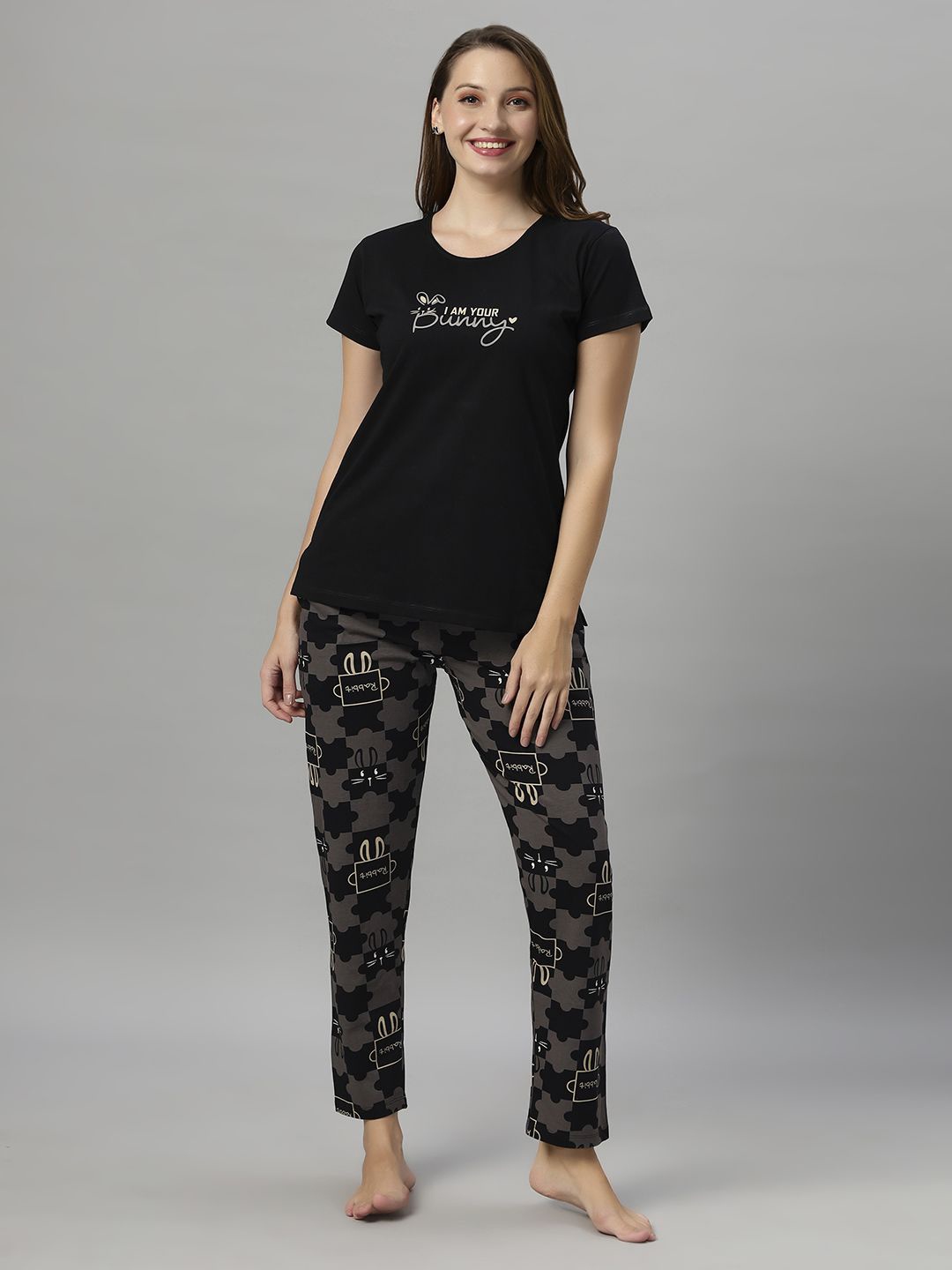 

QUIRA Women Printed Night suit, Black
