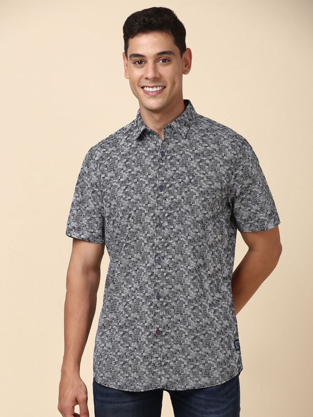 

Allen Solly Men Floral Opaque Printed Casual Shirt, Grey