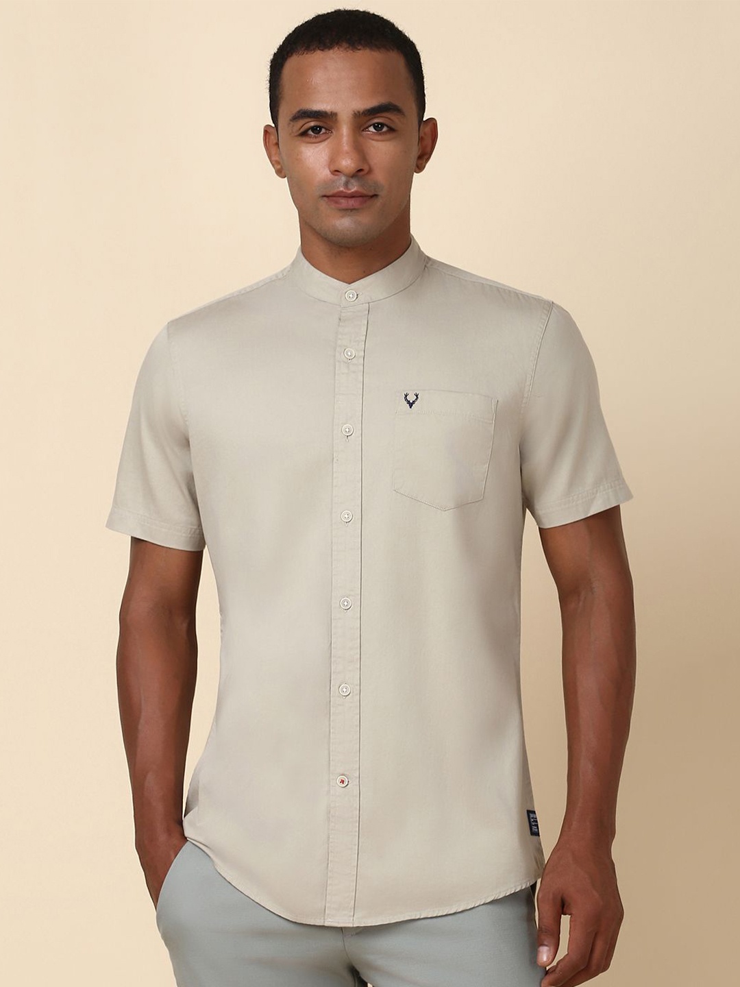 

Allen Solly Men Opaque Casual Shirt, Beige