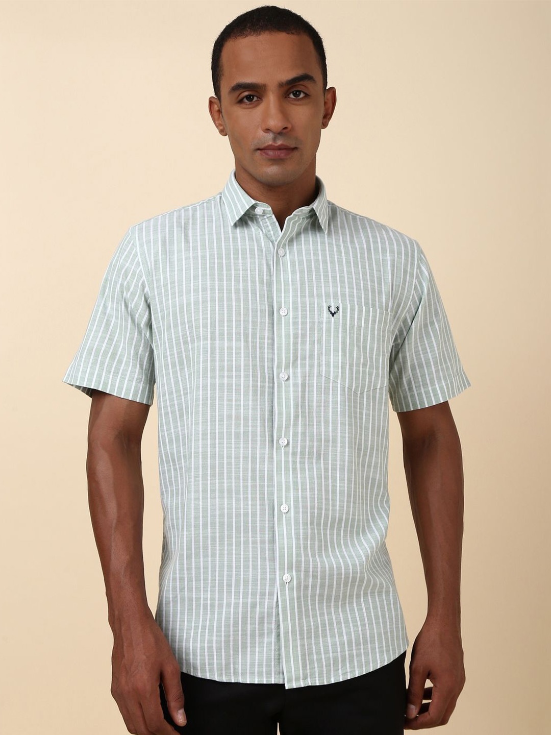 

Allen Solly Men Slim Fit Opaque Striped Casual Shirt, Grey