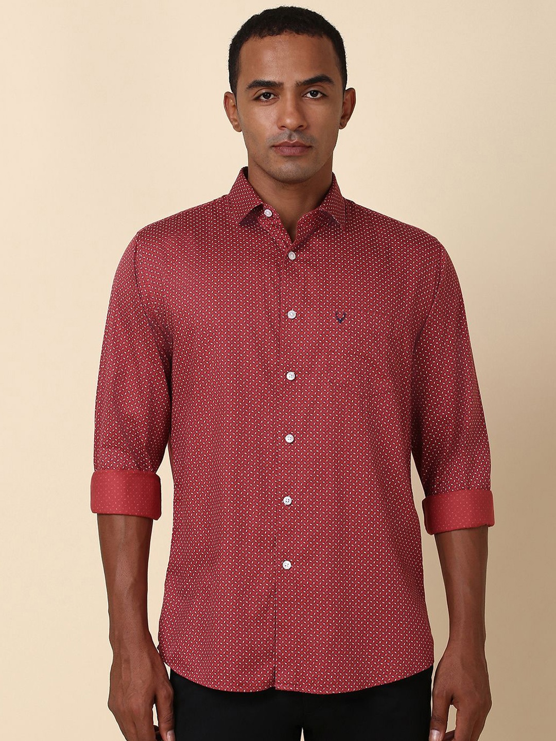 

Allen Solly Men Slim Fit Opaque Printed Casual Shirt, Red