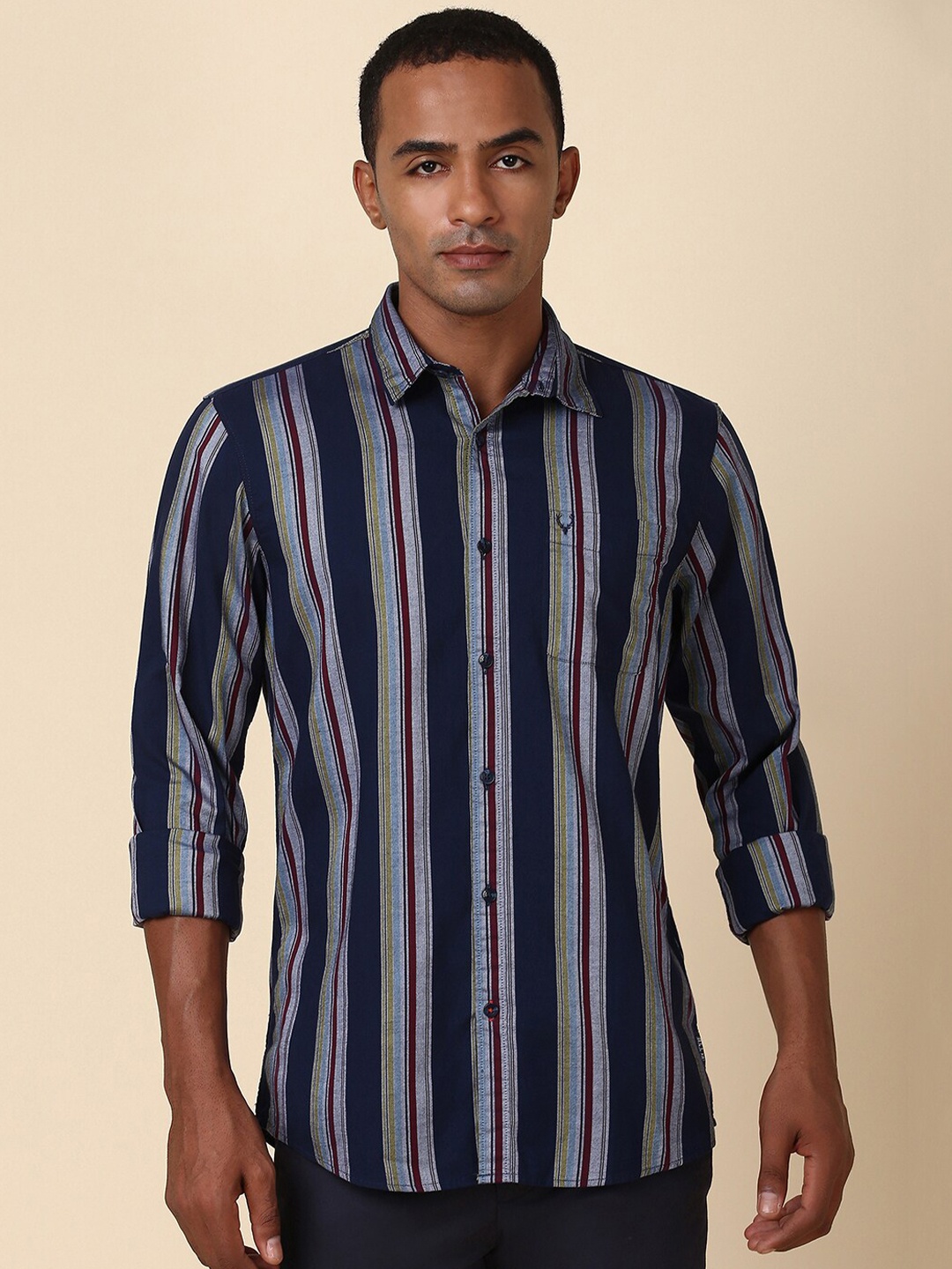 

Allen Solly Men Spread Collar Striped Pure Cotton Casual Shirt, Navy blue