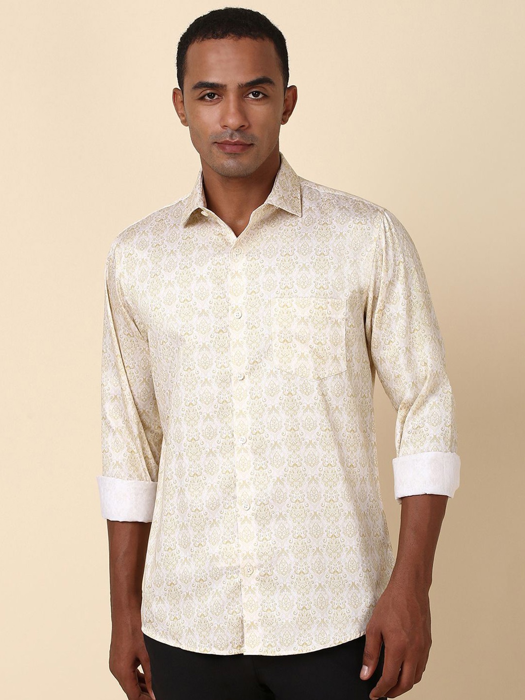 

Allen Solly Men Slim Fit Ethnic Motifs Printed Spread Collar Pure Cotton Casual Shirt, Cream