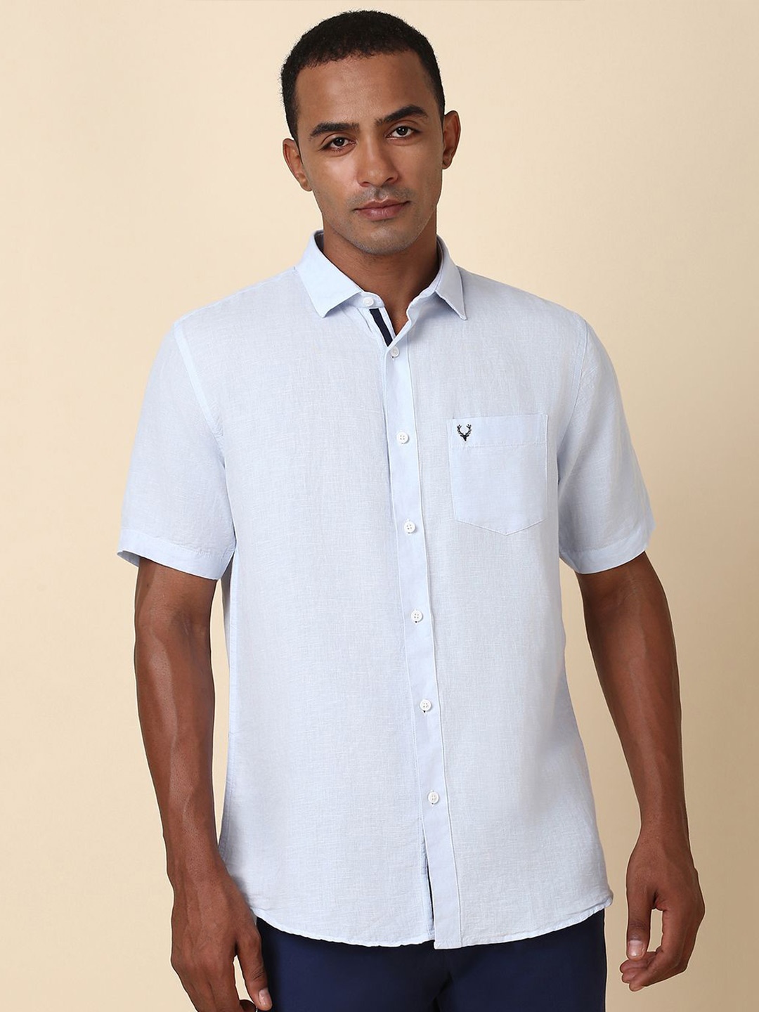 

Allen Solly Men Solid Spread Collar Slim Fit Casual Shirt, Blue