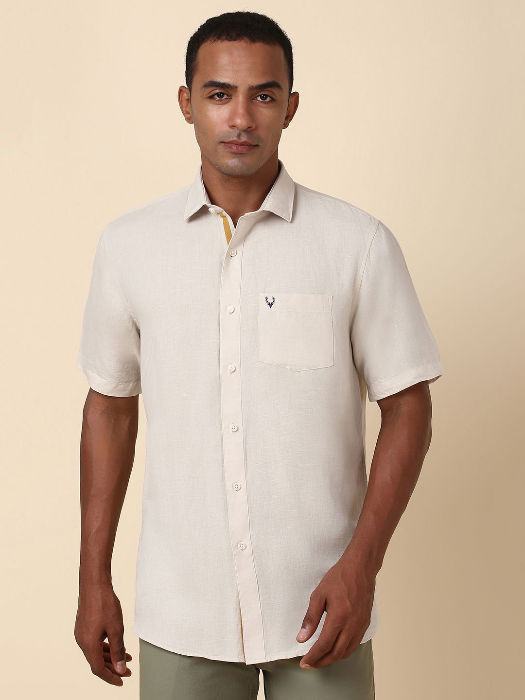 

Allen Solly Men Slim Fit Solid Spread Collar Casual Shirt, Beige