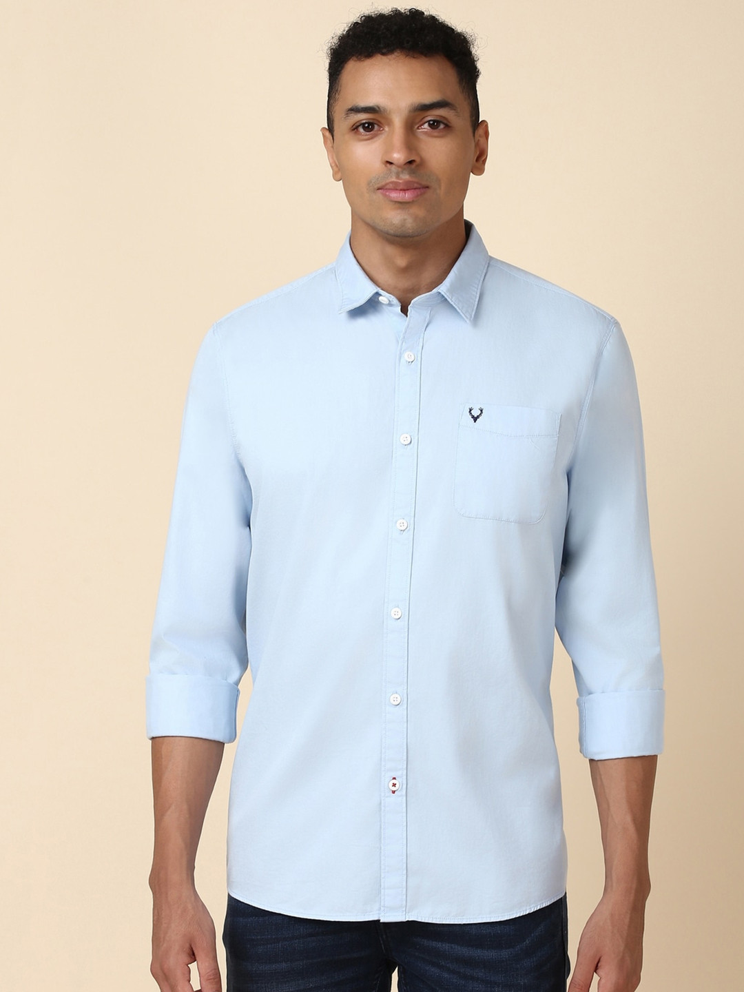 

Allen Solly Men Solid Spread Collar Pure Cotton Casual Shirt, Blue
