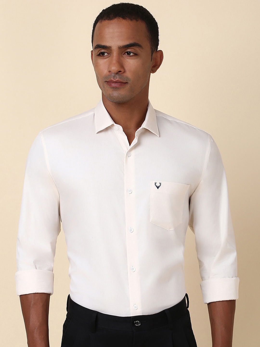 

Allen Solly Men Solid Spread Collar Slim Fit Casual Shirt, Cream