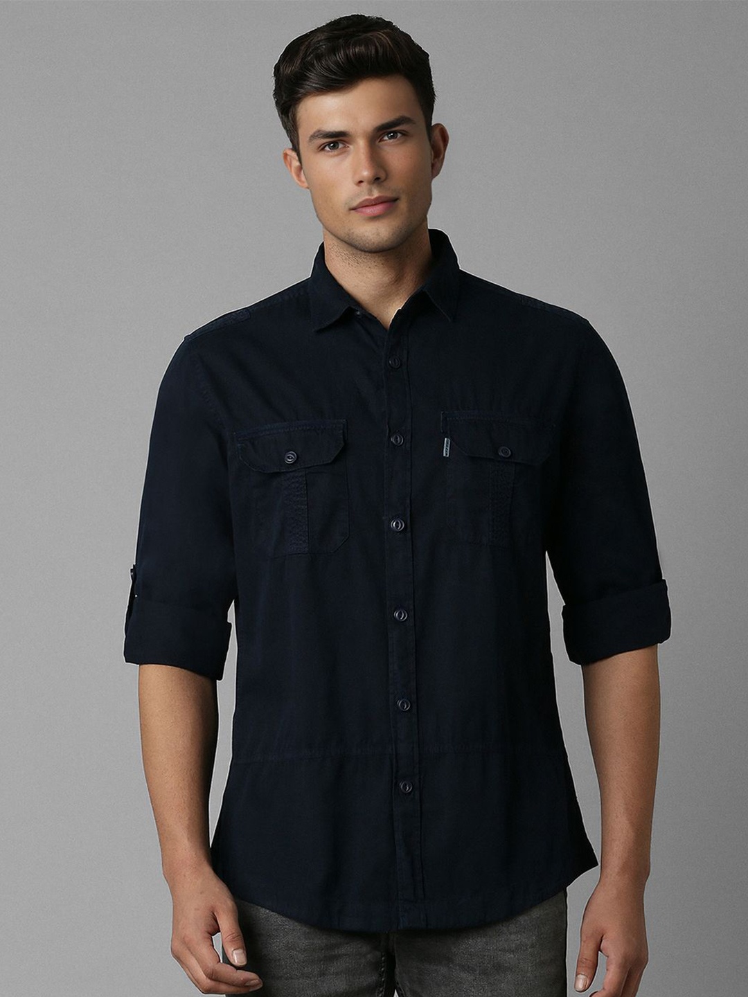 

Louis Philippe Jeans Men Spread Collar Slim Fit Solid Casual Shirt, Navy blue