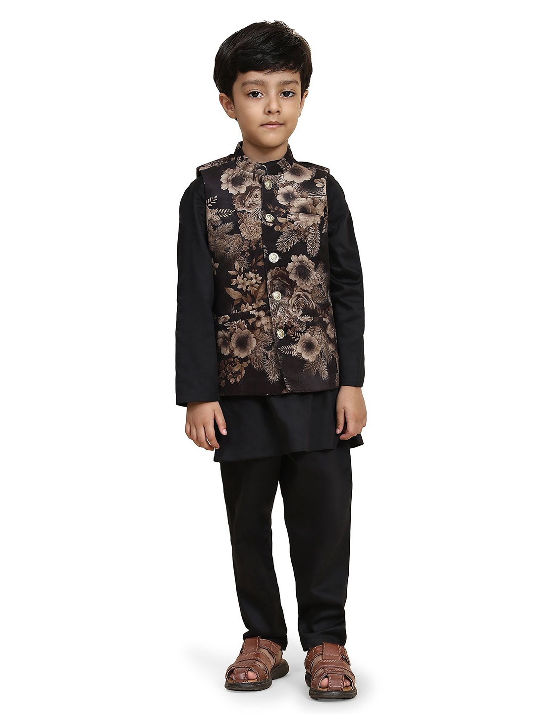 

BAESD Mandarin Collar Long Sleeves Pure Cotton Kurta With Pyjama & Nehru Jacket, Black