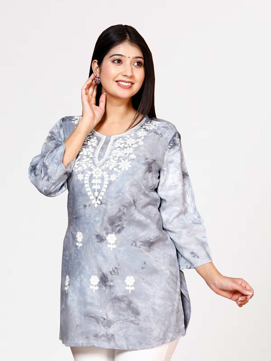 

TULIP 21 Tie and Dye Abstract Printed Thread Work Kurti, Grey