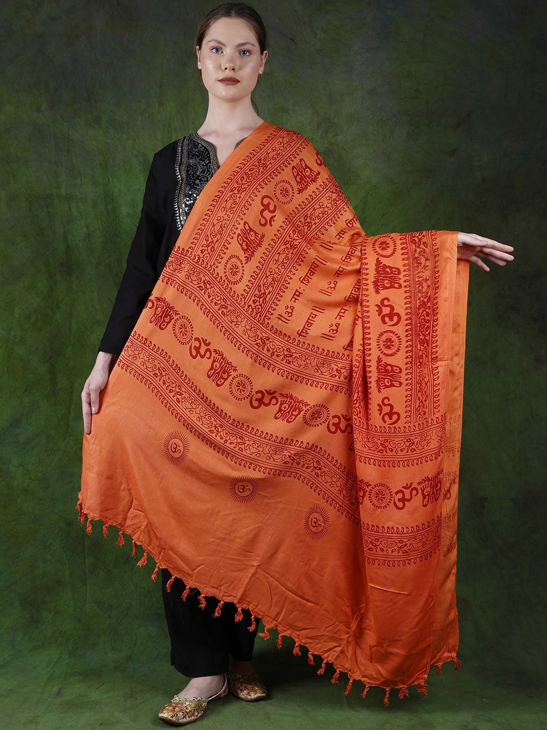 

Exotic India Women Ethnic Motifs Printed Shawl, Orange
