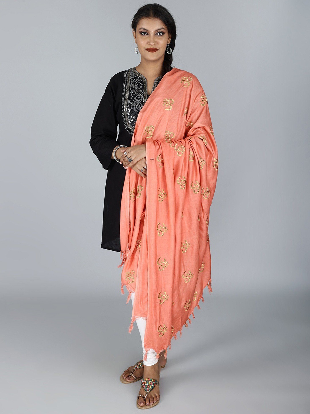 

Exotic India Women Ethnic Motifs Embroidered Shawl, Pink