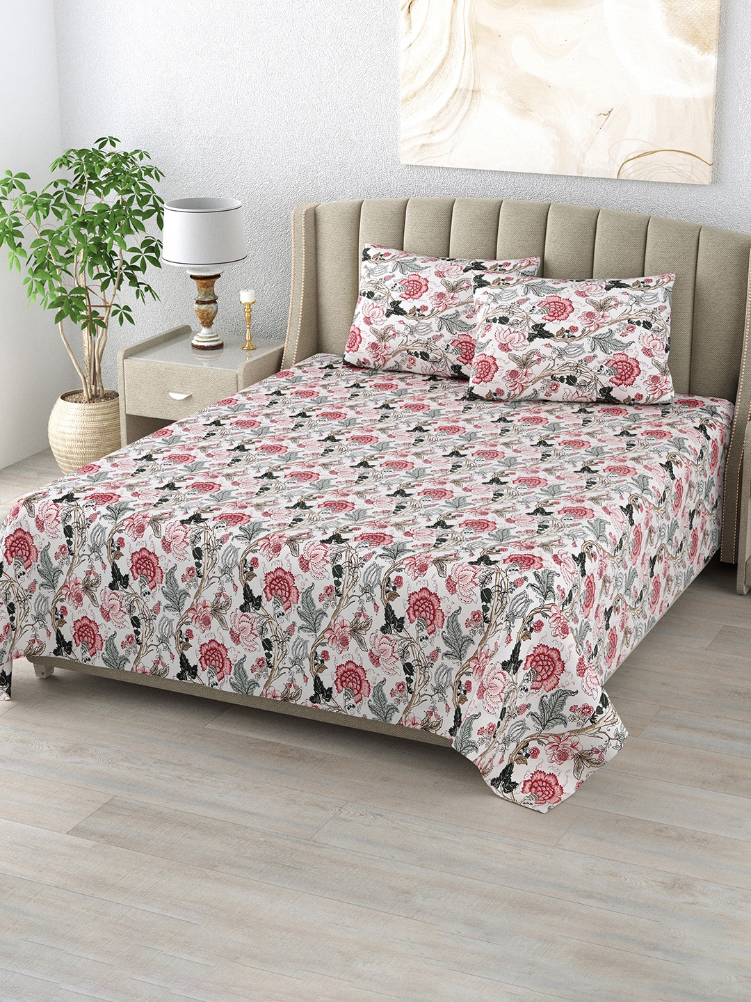 

DE CAMA White & Red Floral 300 TC Pure Cotton King Bedsheet With 2 Pillow Covers