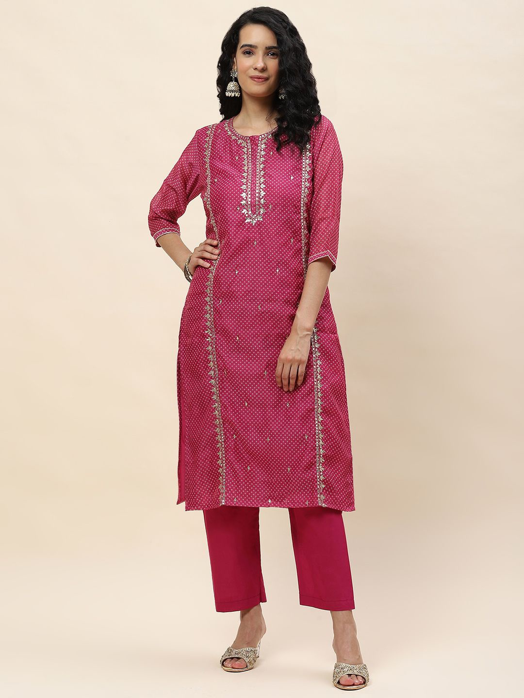 

Meena Bazaar Floral Embroidered Round Neck Mirror Work Straight Kurta with Trousers, Magenta