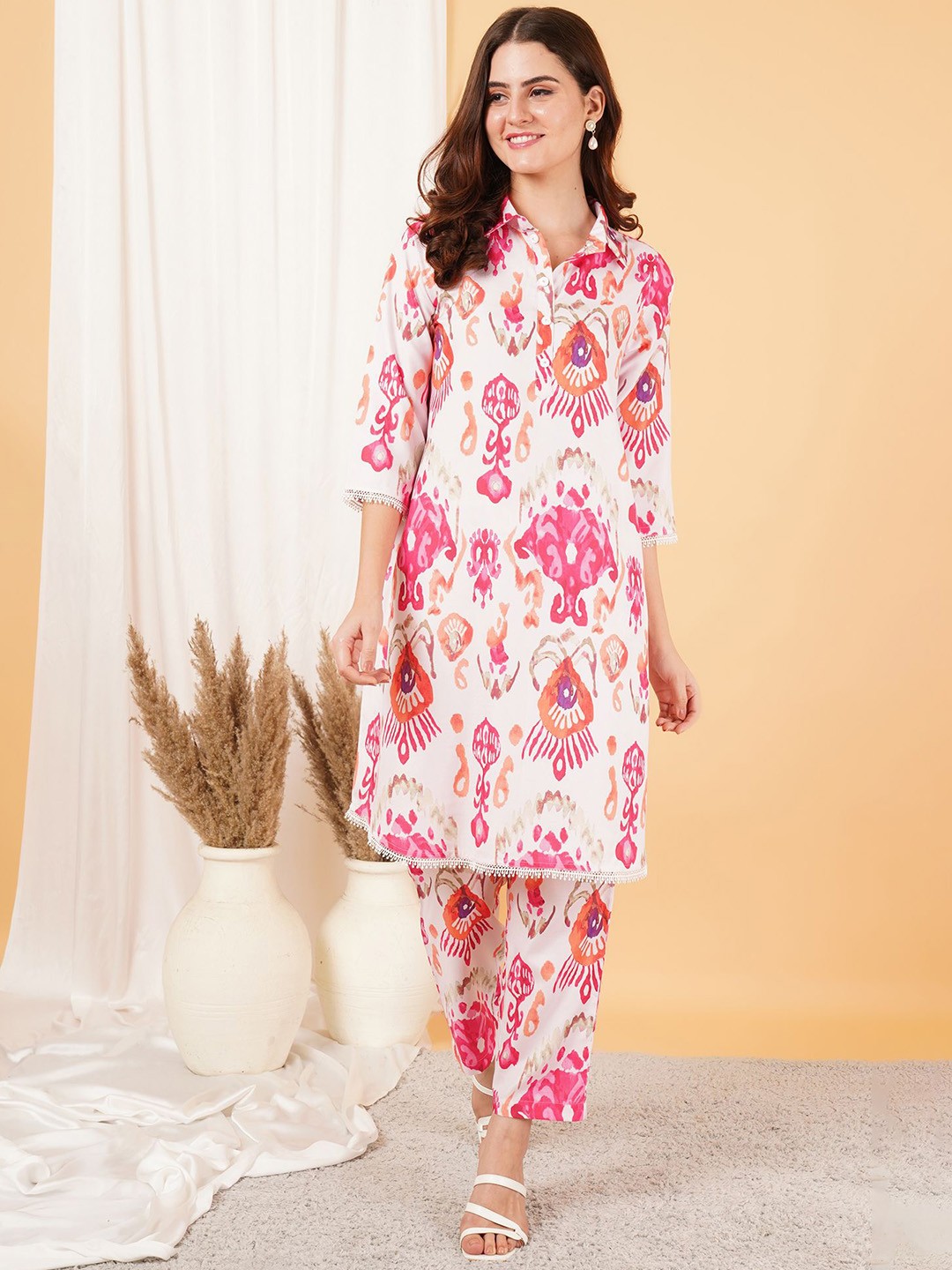 

Growish Ethinic motifs Printed Shirt Collar Tunic Top & Trouser, Pink