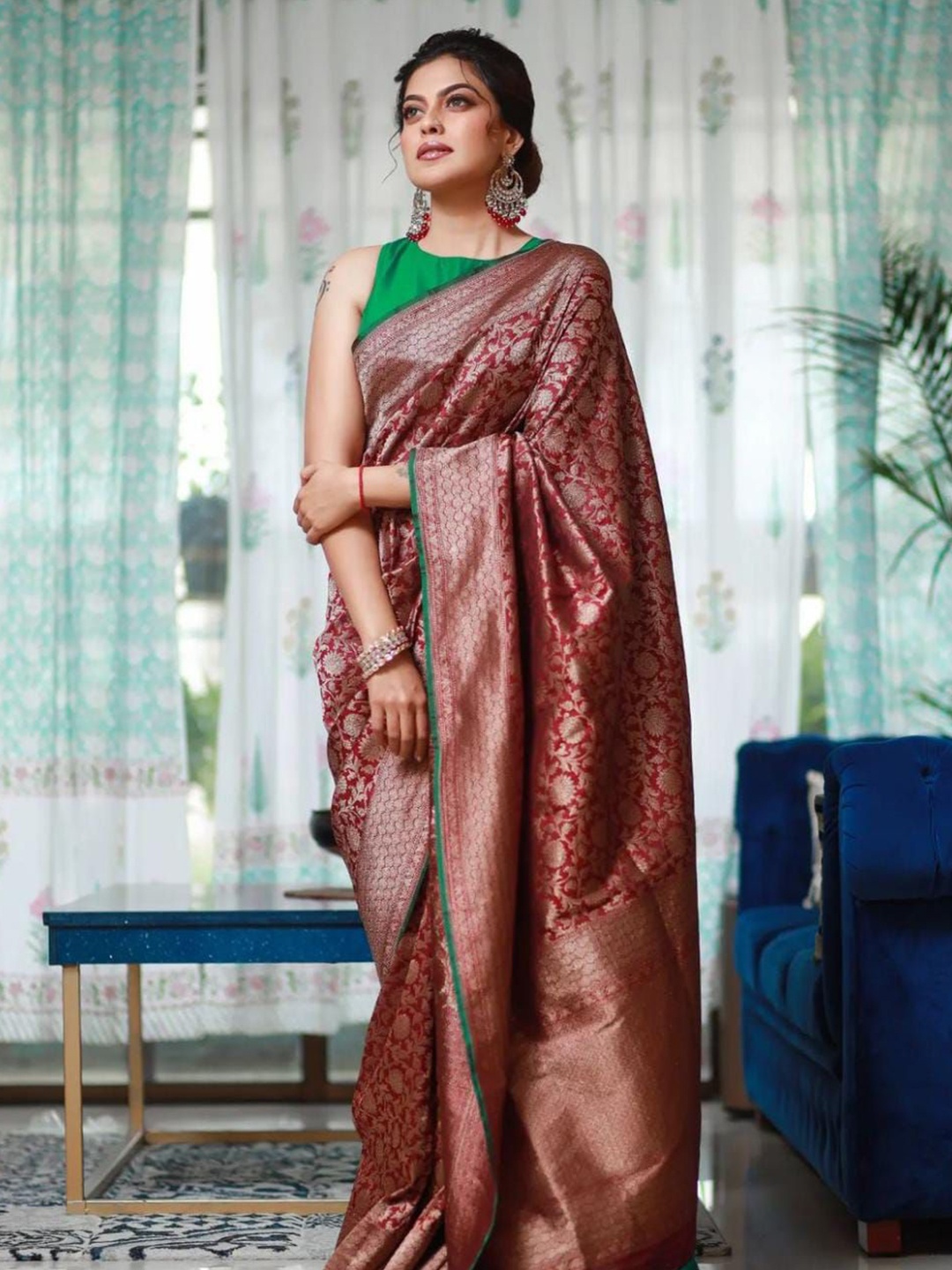 

Aldwych Woven Design Zari Banarasi Saree, Maroon