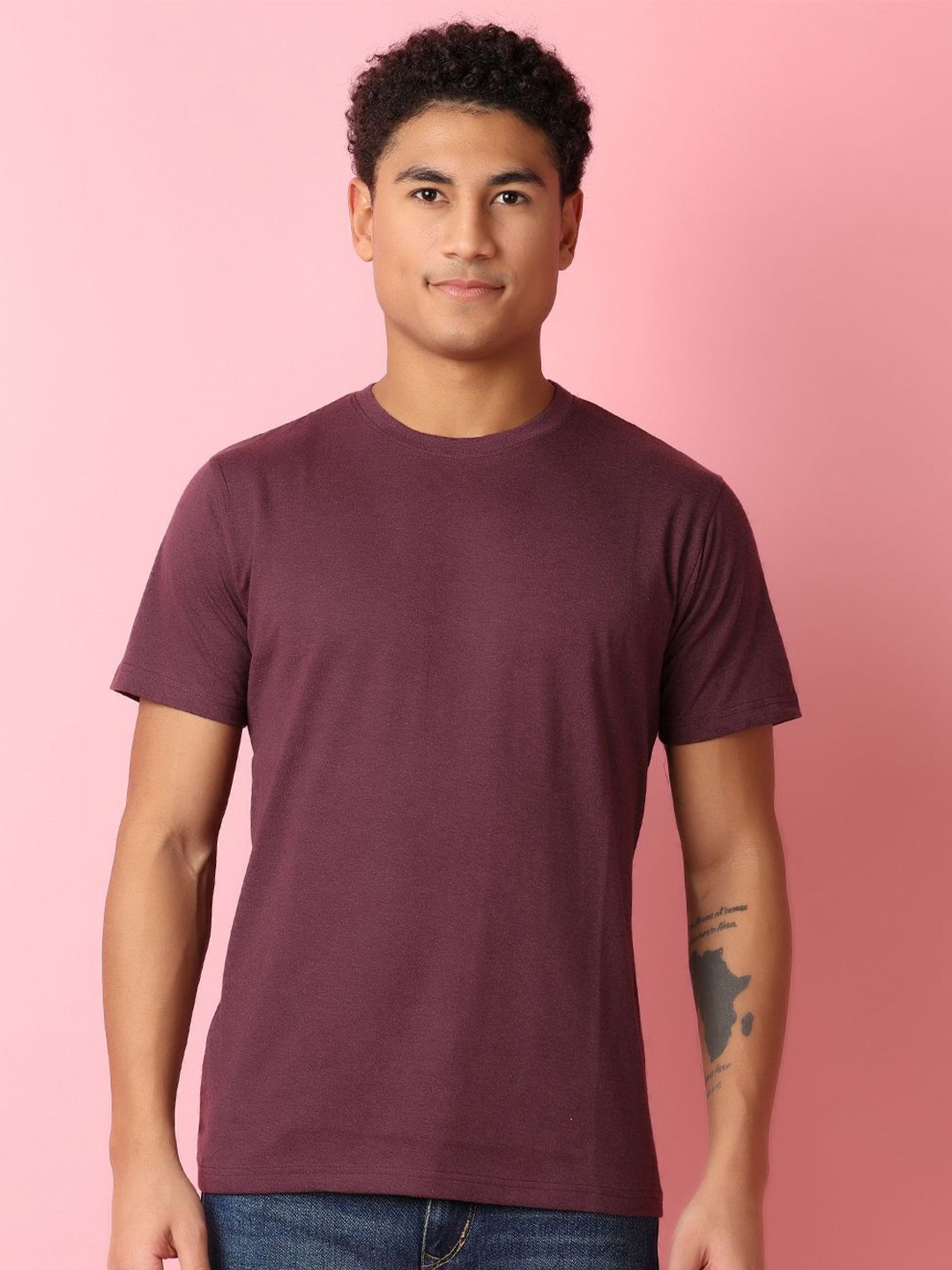 

V-Mart Men Solid Round Neck Cotton T-shirt, Maroon