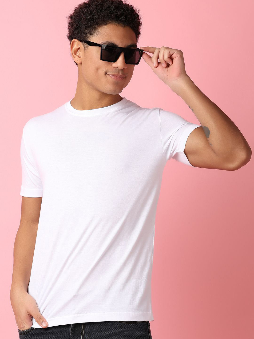 

V-Mart Men Solid Round Neck Cotton T-shirt, White