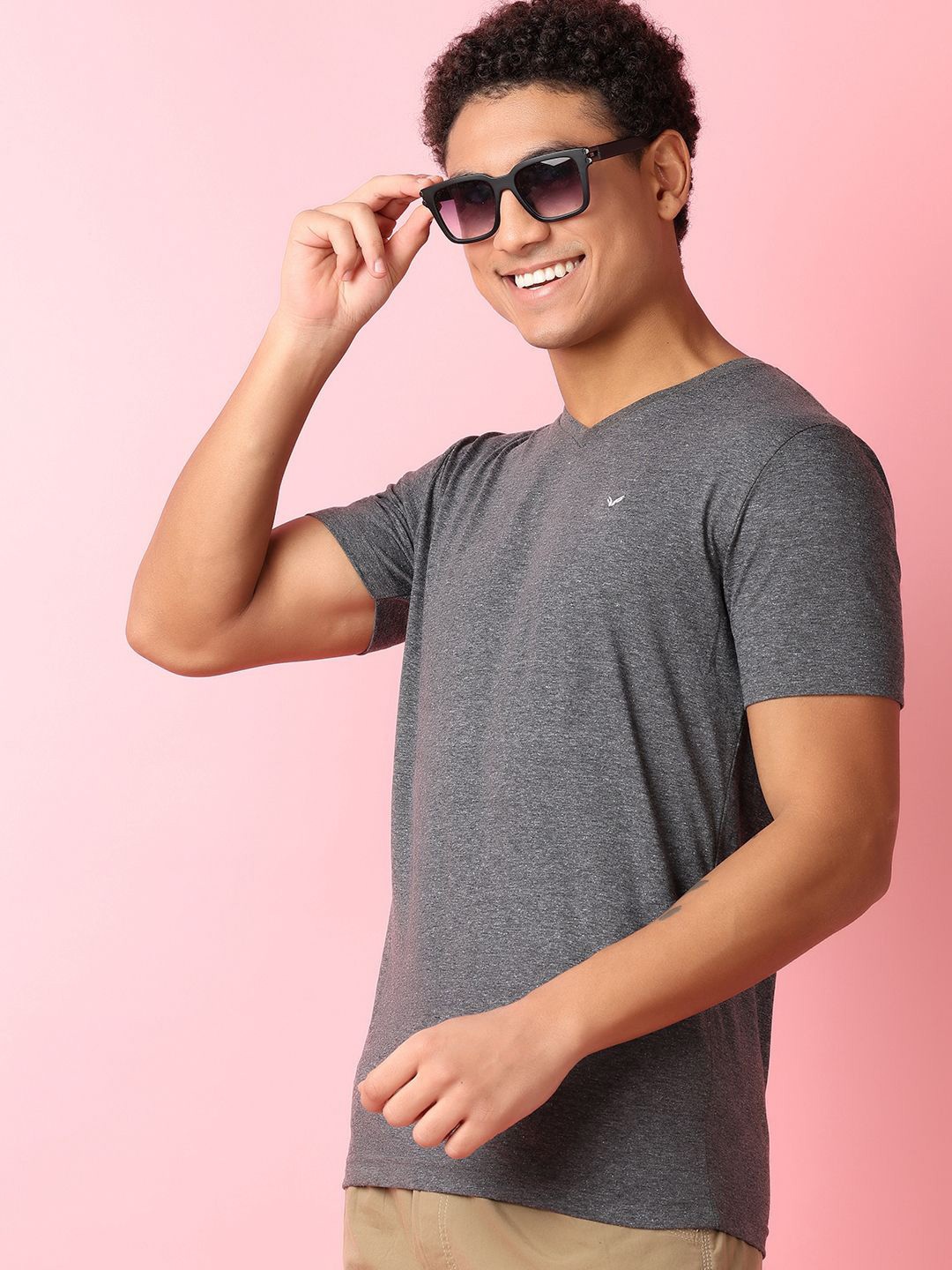 

V-Mart Men Solid Round Neck Cotton T-shirt, Grey