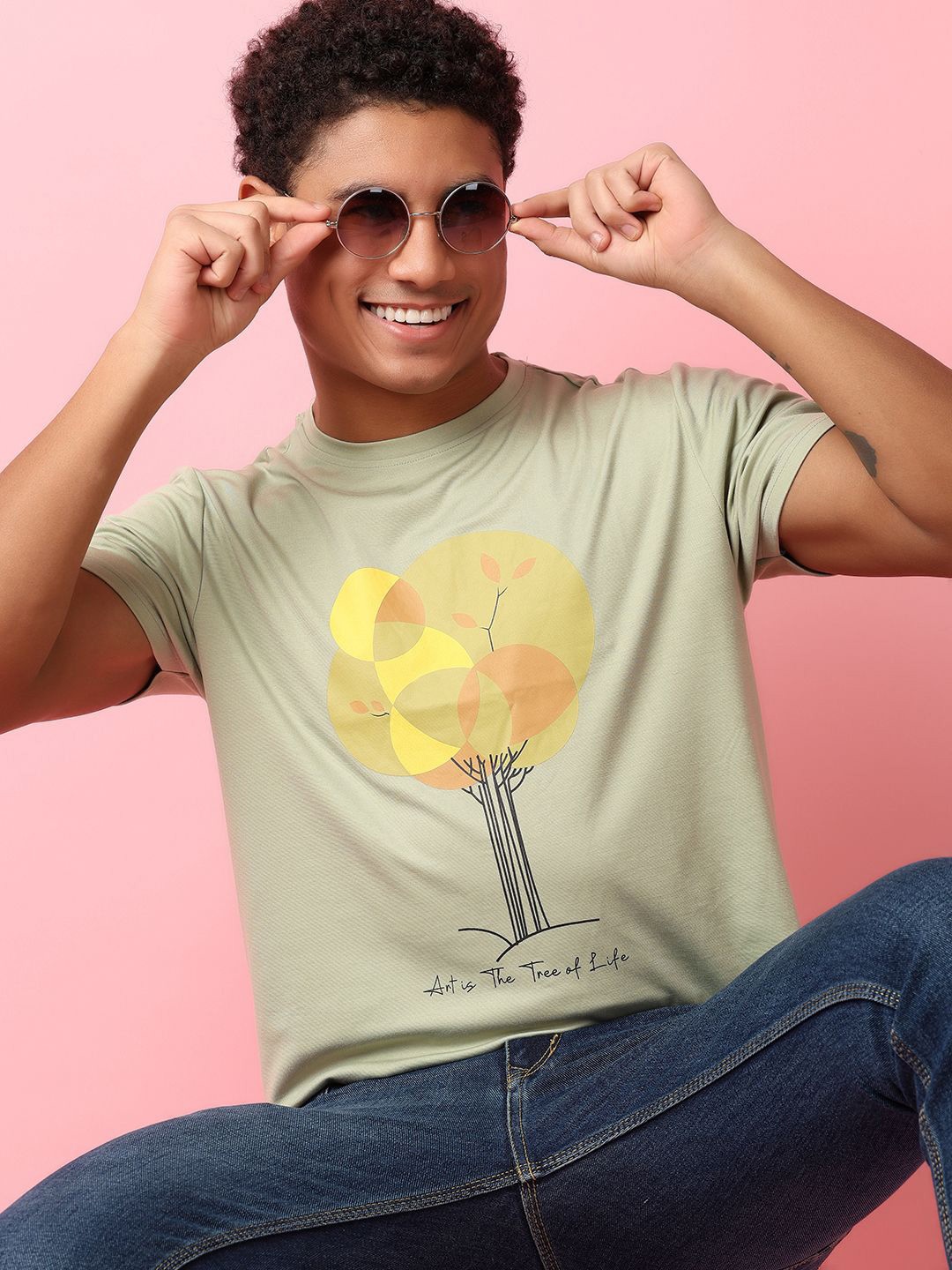 

V-Mart Men Graphic Printed Round Neck T-shirt, Green