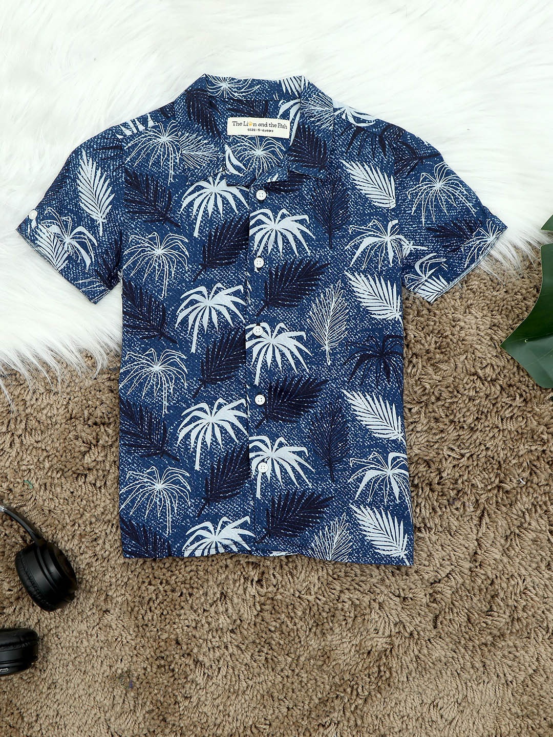 The Lion and The Fish Boys Comfort Tropical Printed Casual Shirt, Navy blue
