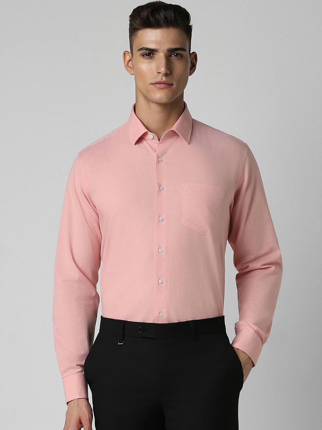 

Van Heusen Men Solid Spread Slim Fit Formal Shirt, Pink