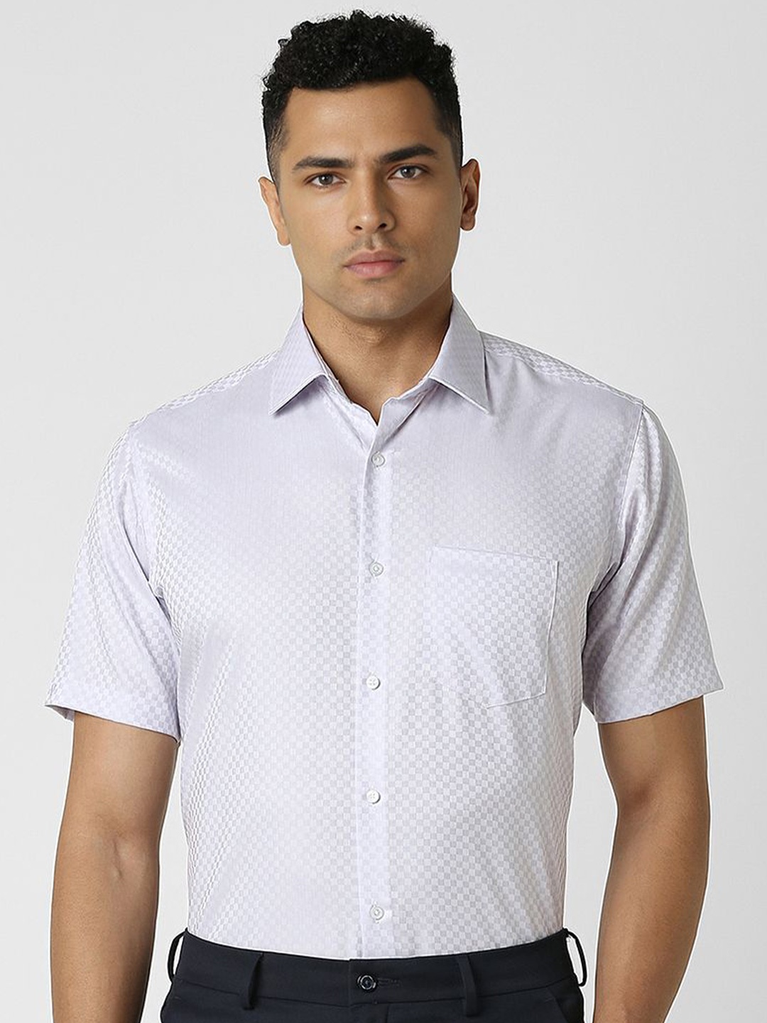 

Van Heusen Men Gingham Checks Spread Collar Pure Cotton Formal Shirt, Grey