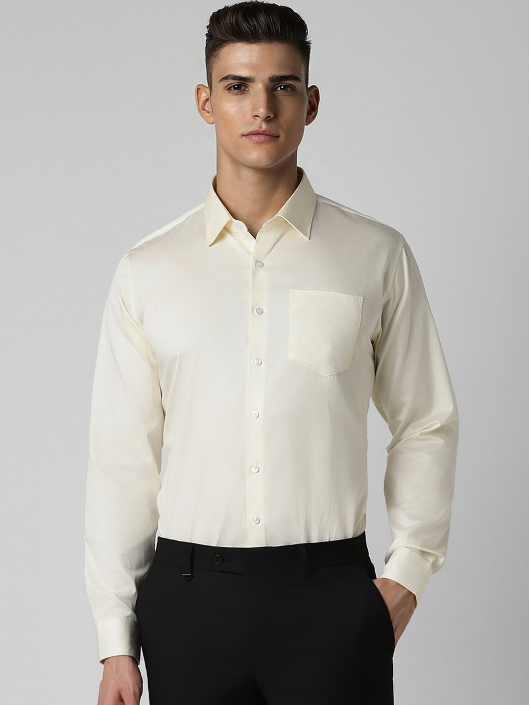 

Van Heusen Men Slim Fit Solid Spread Collar Formal Shirt, Cream