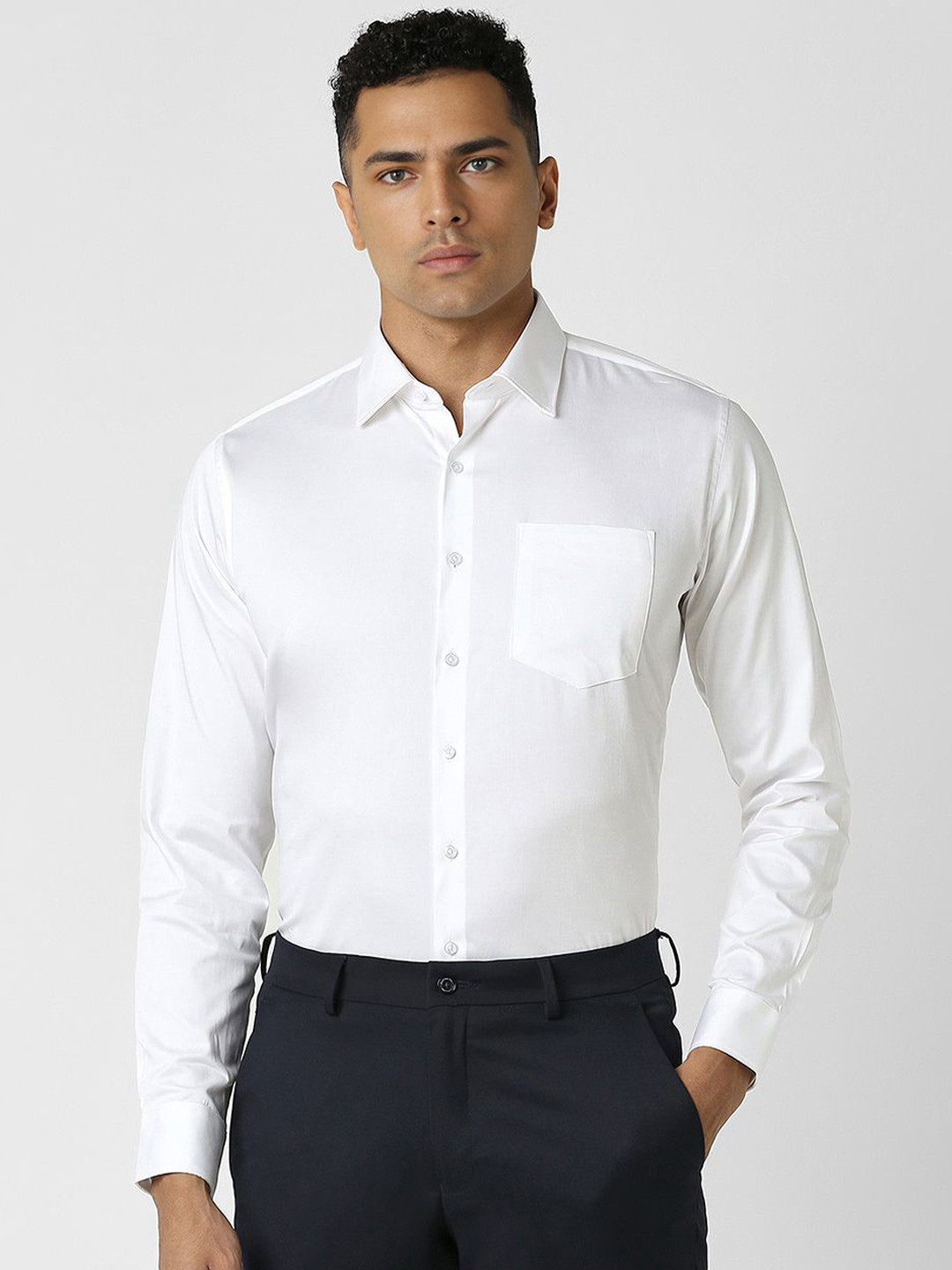 

Van Heusen Men Solid Spread Collar Formal Shirt, White