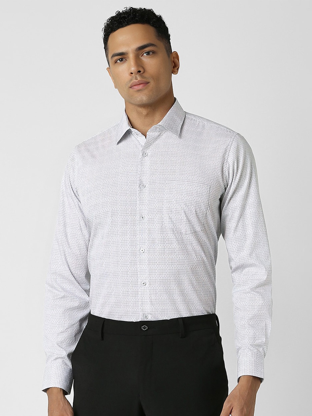 

Van Heusen Men Checked Spread Collar Slim Fit Formal Shirt, White