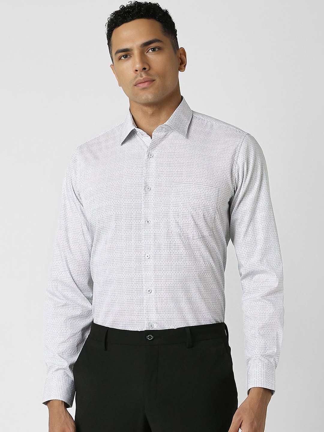 

Van Heusen Men Grid Tattersall Checks Spread Collar Pure Cotton Formal Shirt, White
