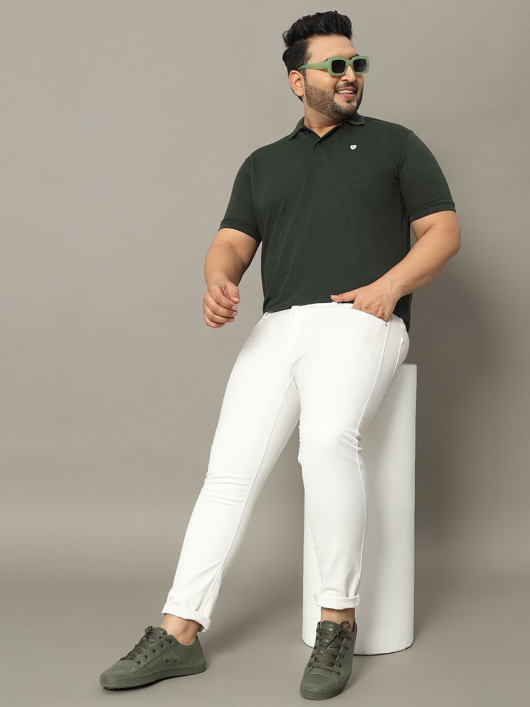 

OGEN Men Solid Polo Collar Plus Size T-shirt, Green