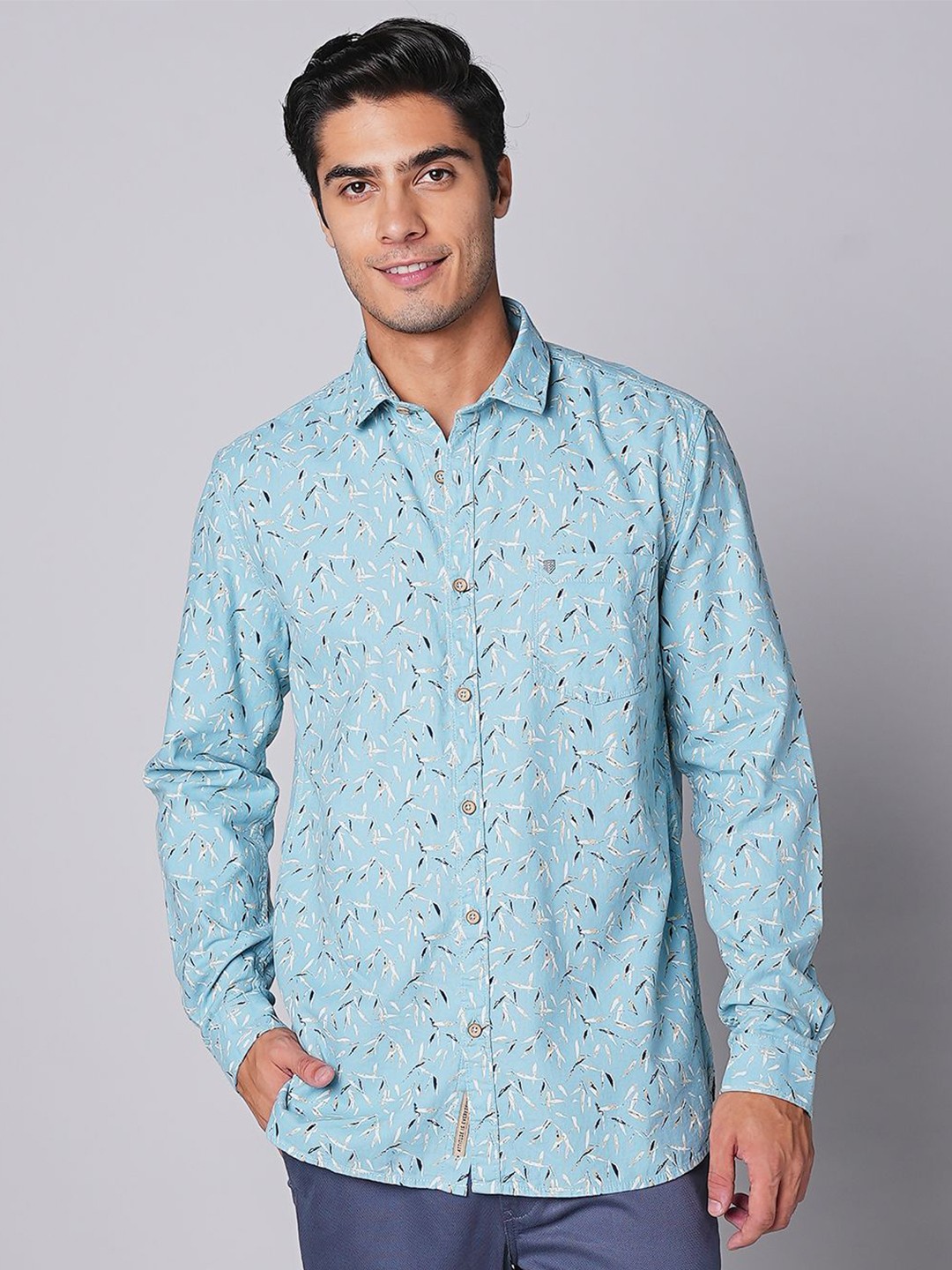 

Oxemberg Men Spread Collar Slim Fit Printed Casual Shirt, Blue