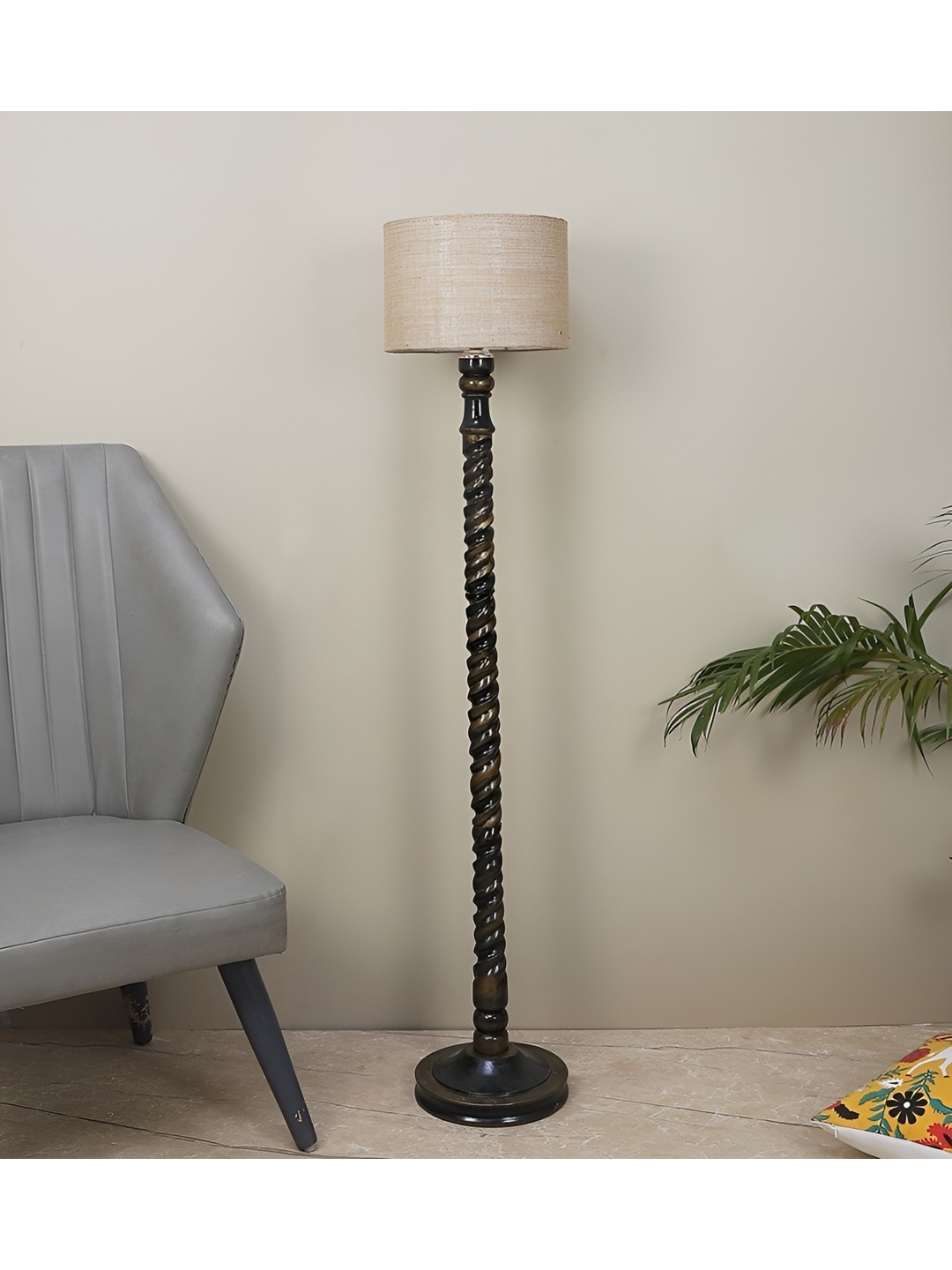 

TU CASA Beige & Brown Mango Wooden Cylindrical Shaped Floor Lamp