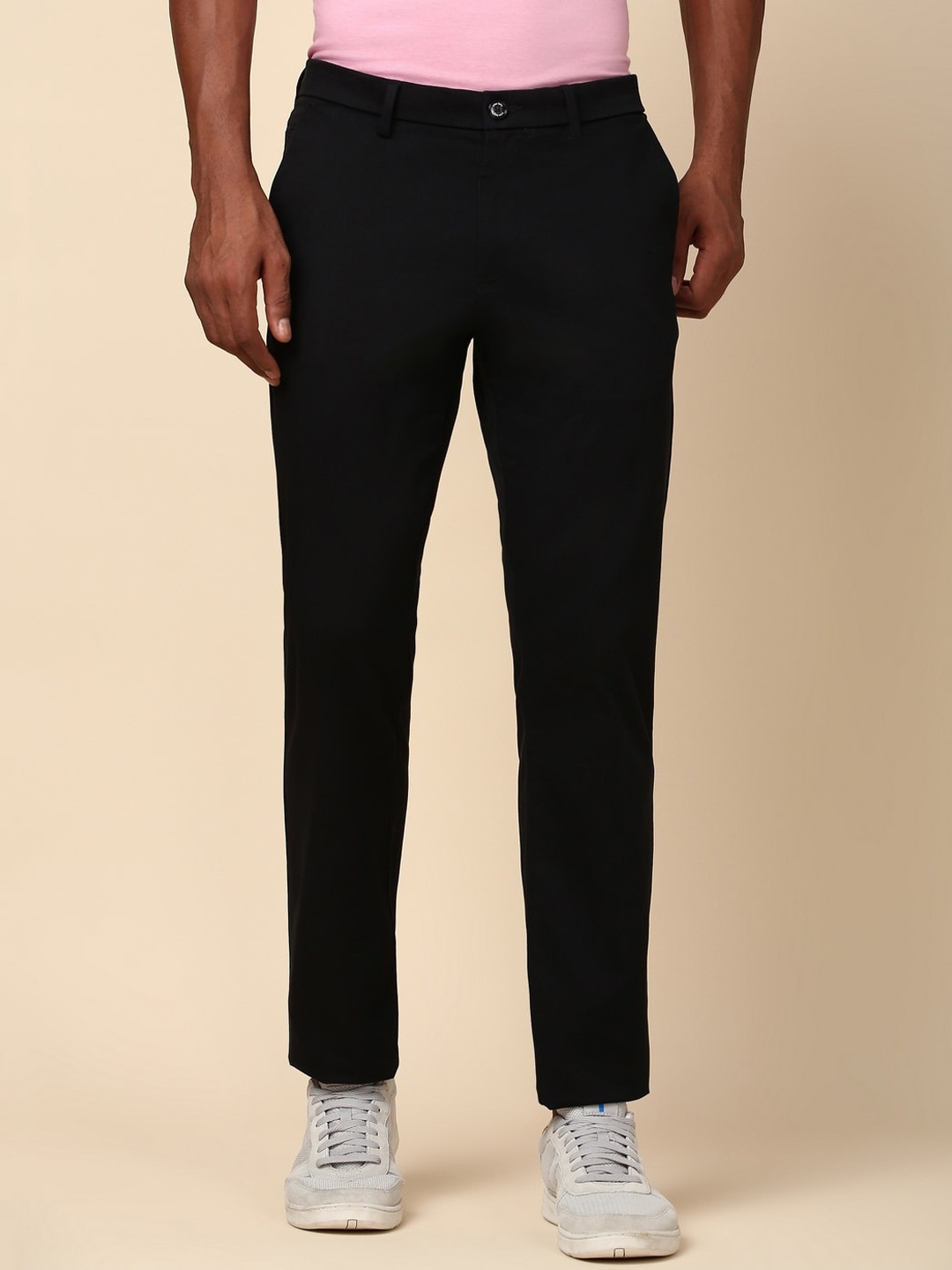 

Allen Solly Men Trousers, Black