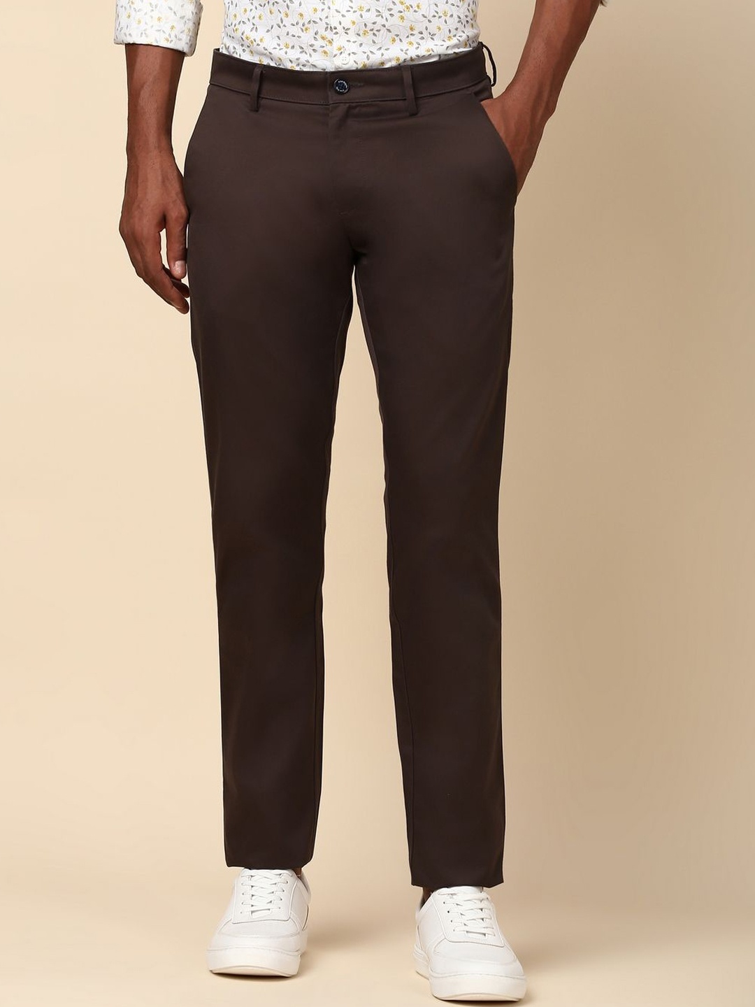 

Allen Solly Men Slim Fit Cotton Trousers, Brown