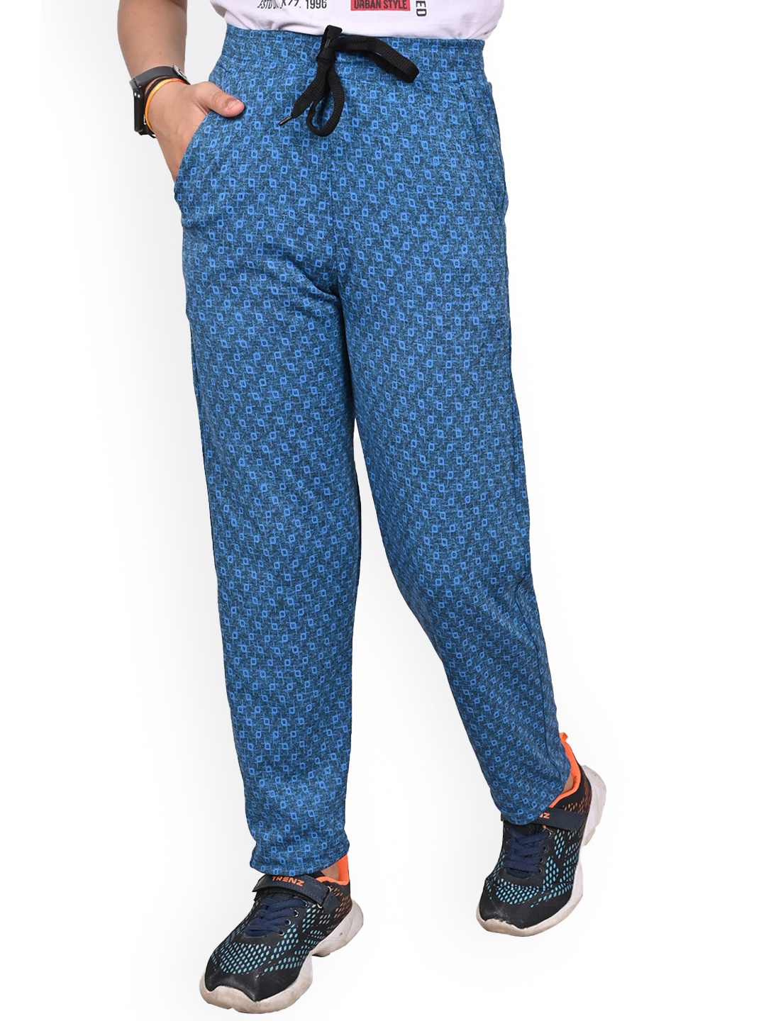 

BAESD Boys Checked Track Pants, Blue