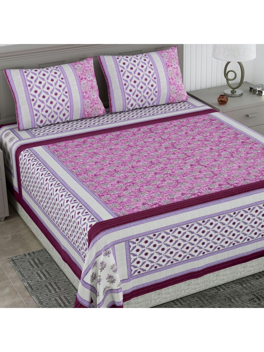

DE CAMA Purple & White Floral 300 TC Pure Cotton King Bedsheet With 2 Pillow Covers