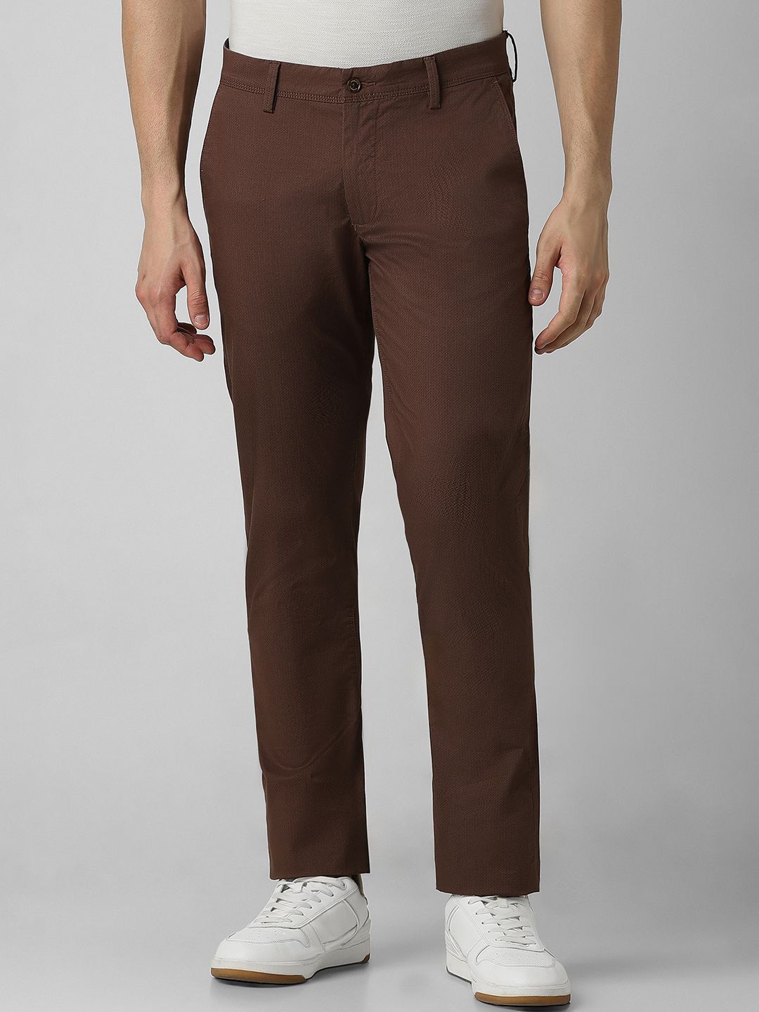 

Van Heusen Sport Men Slim Fit Trousers, Brown