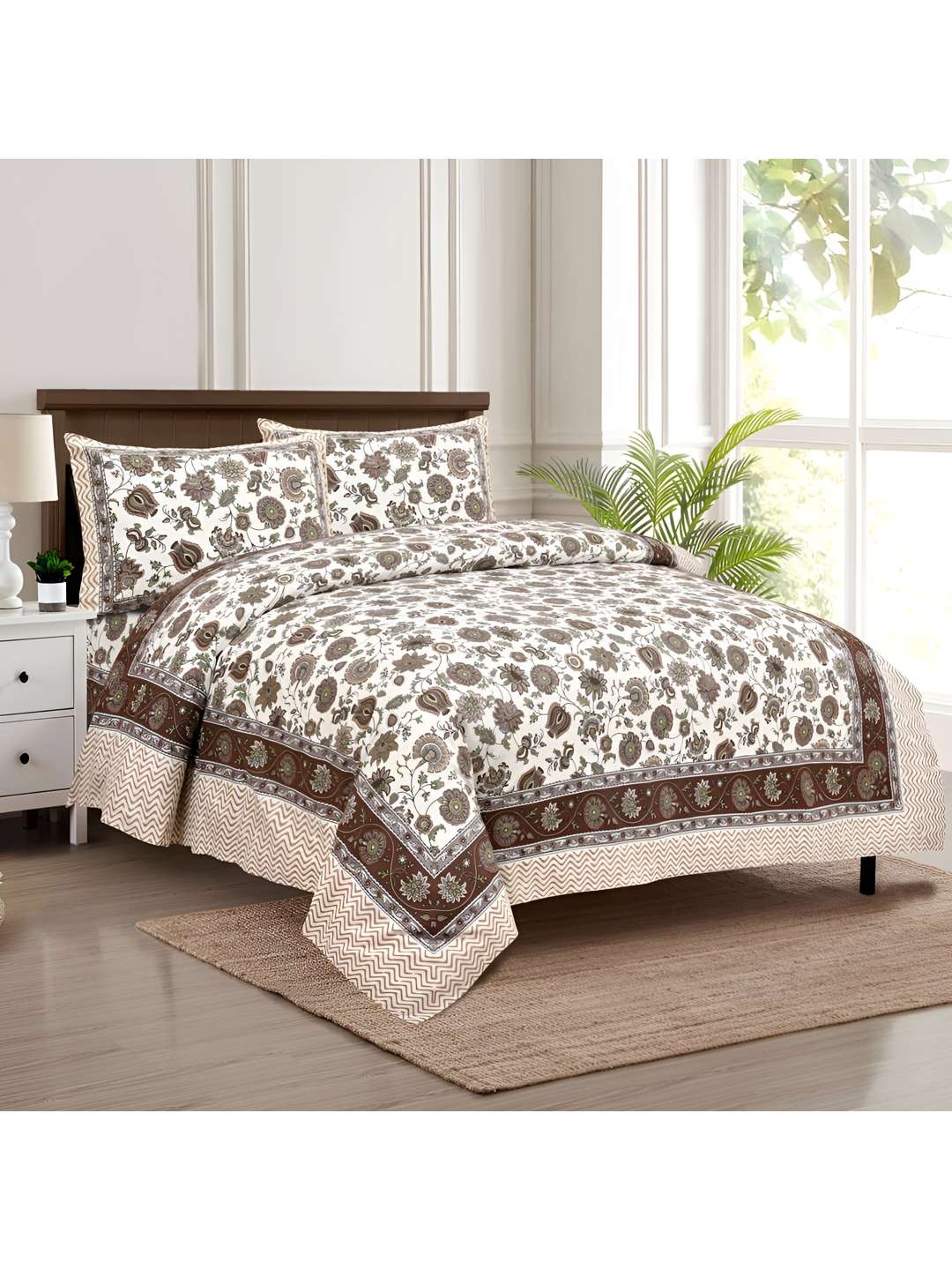 

BED-SHEET.COM White & Brown Floral 250 TC Cotton King Bedsheet with 2 Pillow Covers