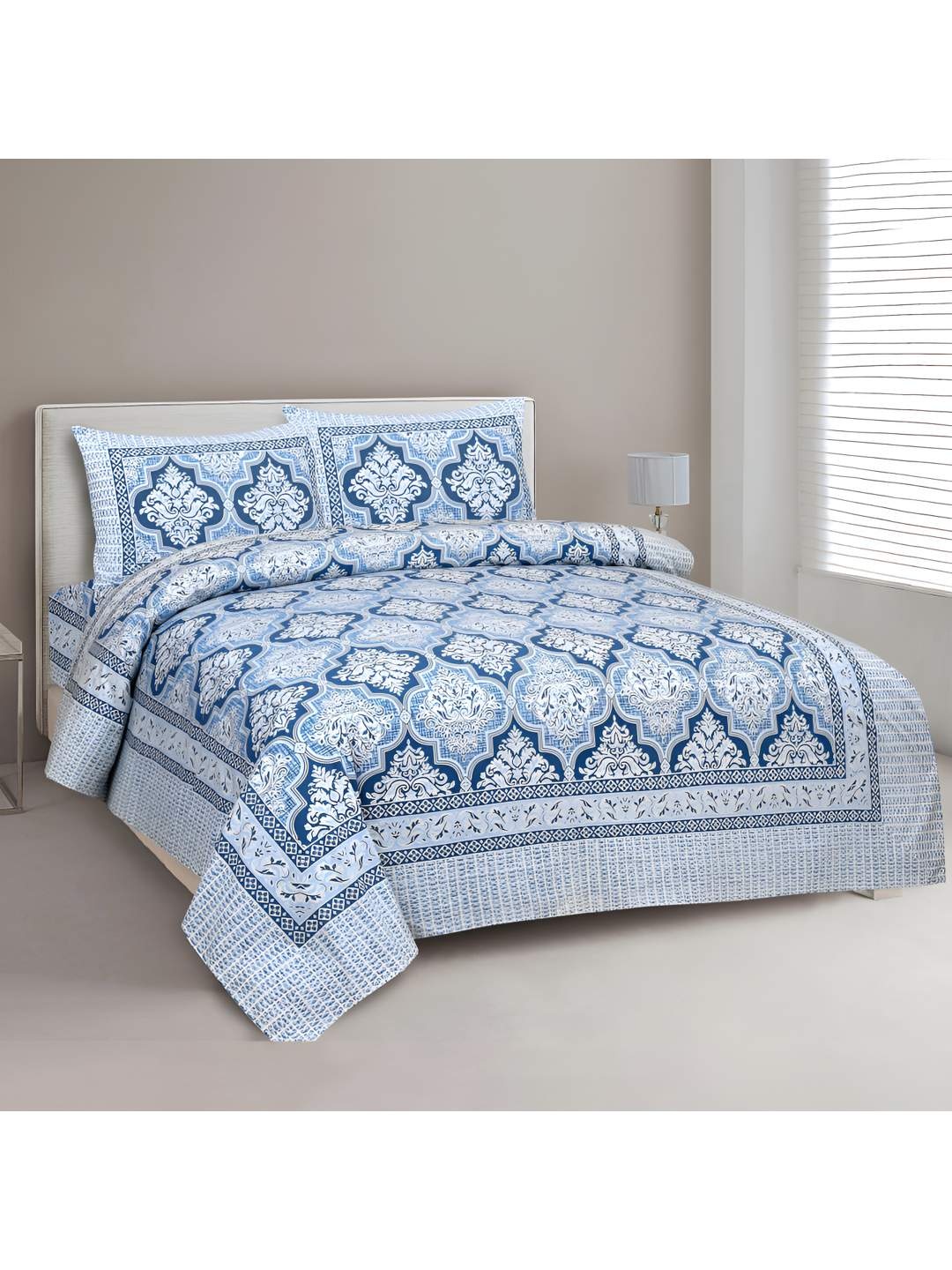 

BED-SHEET.COM Blue & White Ethnic Motifs 250 TC King Bedsheet with 2 Pillow Covers