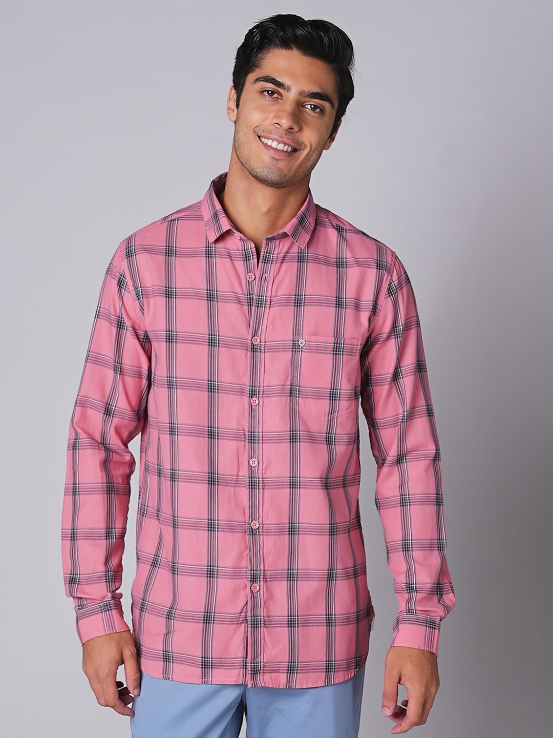 

Oxemberg Men Spread Collar Slim Fit Checked Casual Shirt, Pink