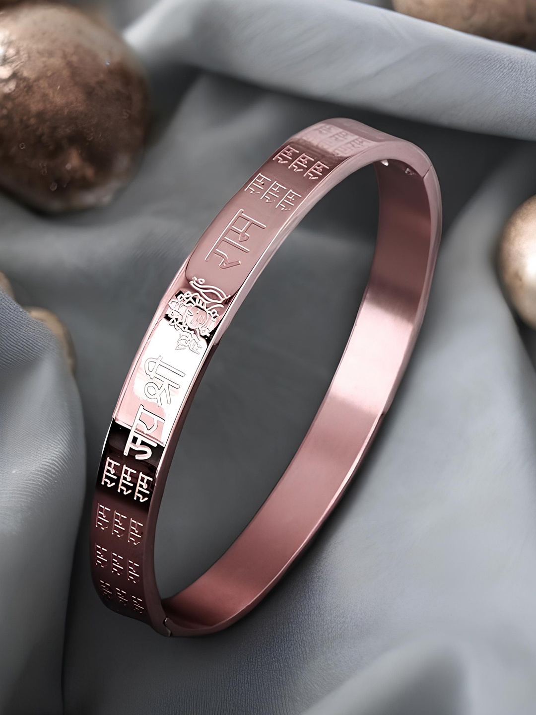 

KARISHMA KREATIONS Unisex Rose Gold-Plated Kada Bracelet