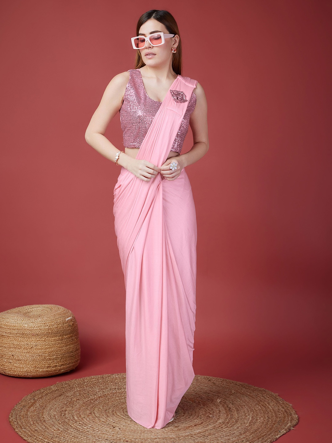 

AMOHA TRENDZ Lycra Sequinned Saree, Pink