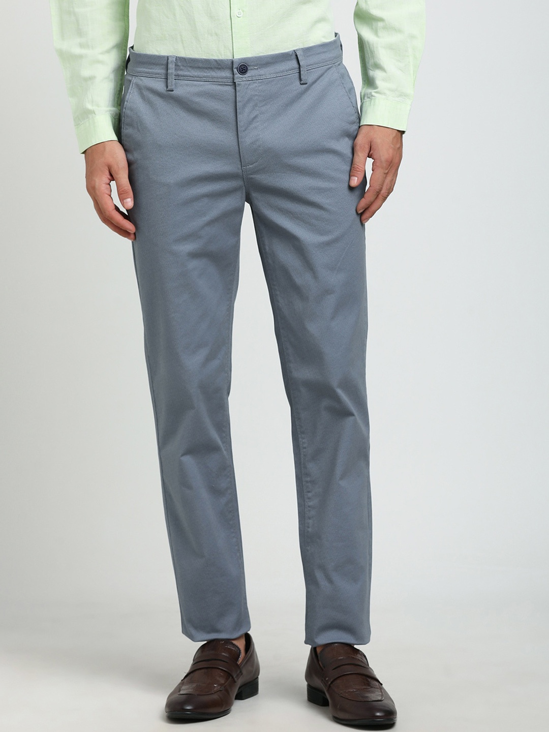 

Turtle Men Relaxed Mid-Rise Slim Fit Trousers, Grey