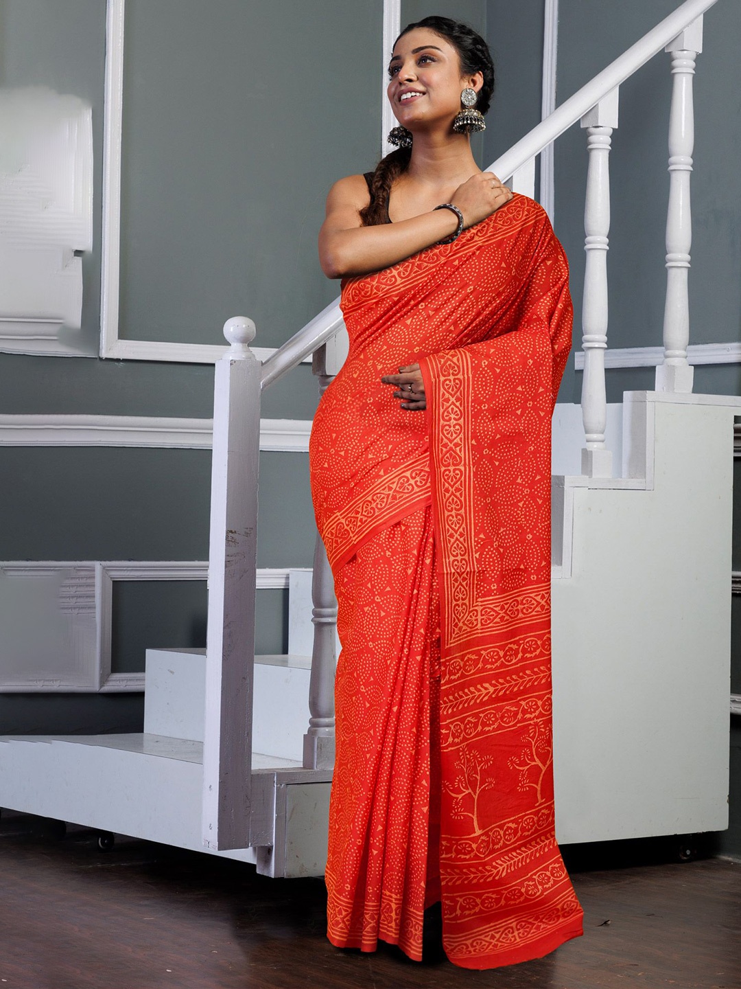 

Unnati Silks Ethnic Motifs Pure Cotton Handloom Block Print Saree, Red