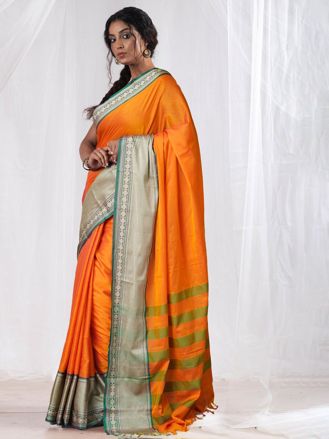 

Unnati Silks Zari Pure Cotton Handloom Narayan Peth Saree, Yellow