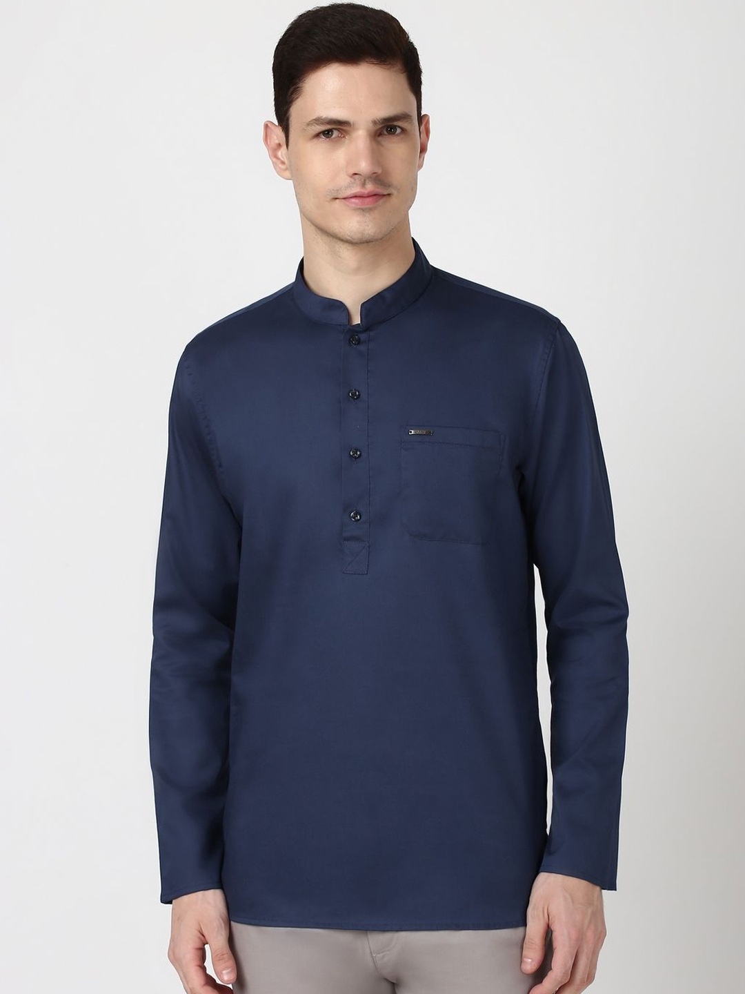 

Peter England Mandarin Collar Long Sleeves Pure Cotton Straight Kurta, Navy blue